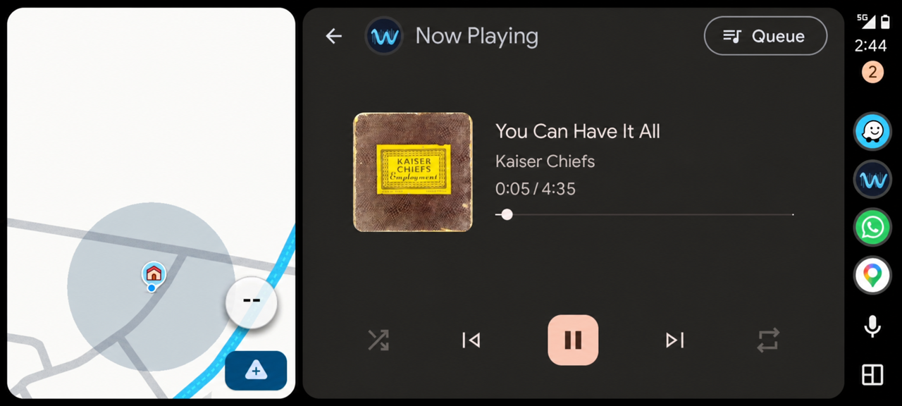 liquidWave running in Android Auto, Now Playing beside the map